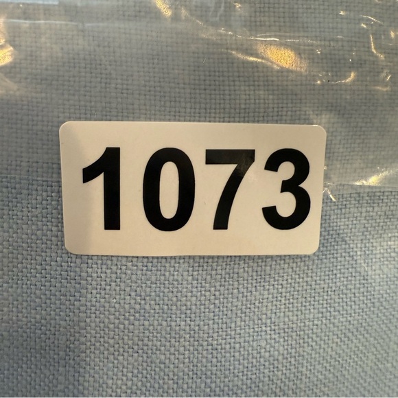 Vintage Table Placemats Blue White Floral Embroidered Cottagecore Classic Lot 4 - Picture 6 of 6